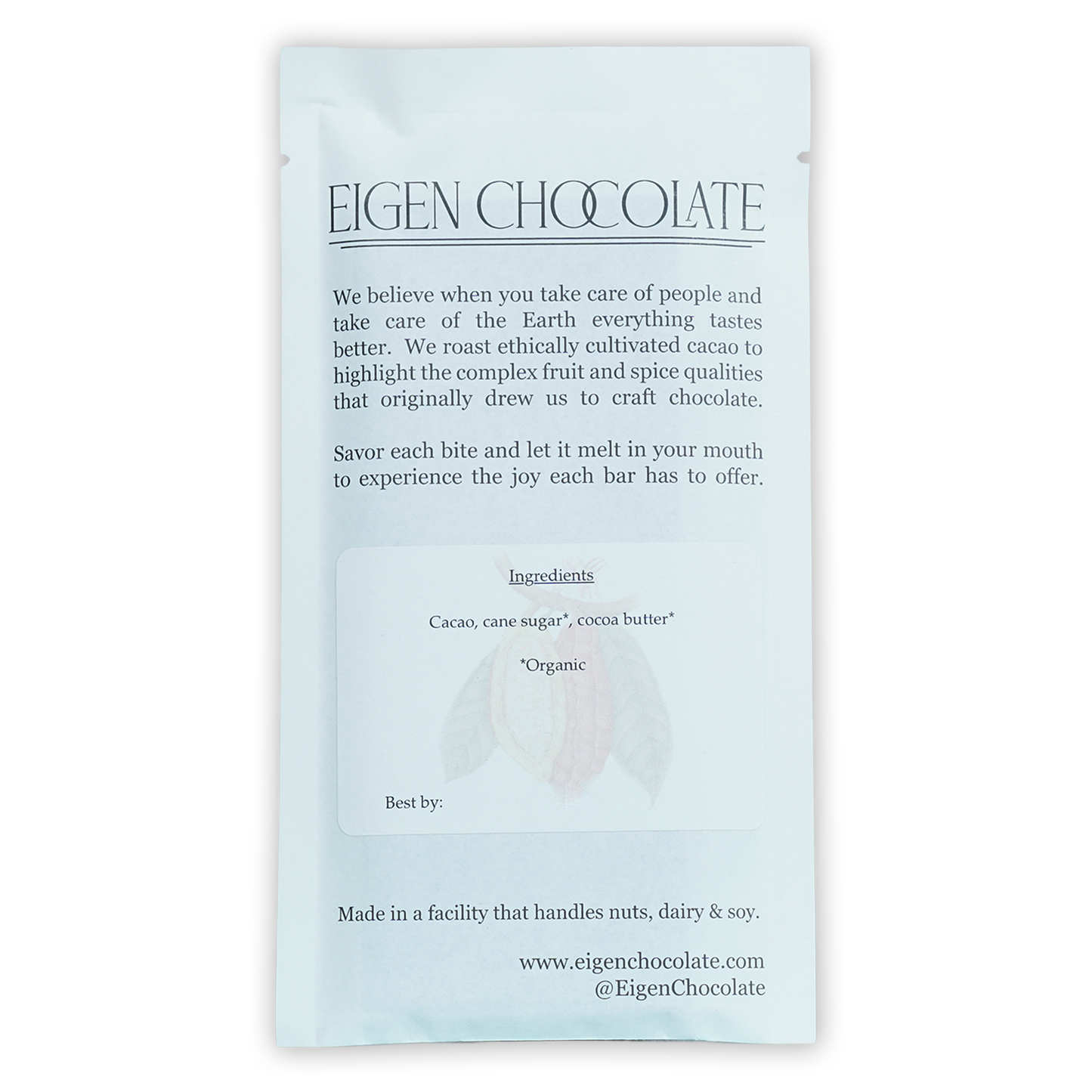 Eigen Dark Chocolate Vietnam Ben Tre 70% minimalist white foil bar
