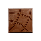 SNAAP Dubai Milk Chocolate 42% by Auro with geometric pattern