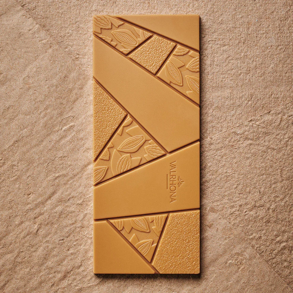 Valrhona Grand Cru Dulcey Blond 35% golden-brown chocolate bar