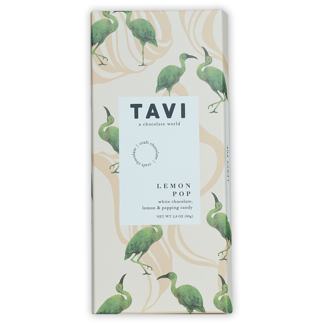 Tavi White w/ Lemon & Pop Candy