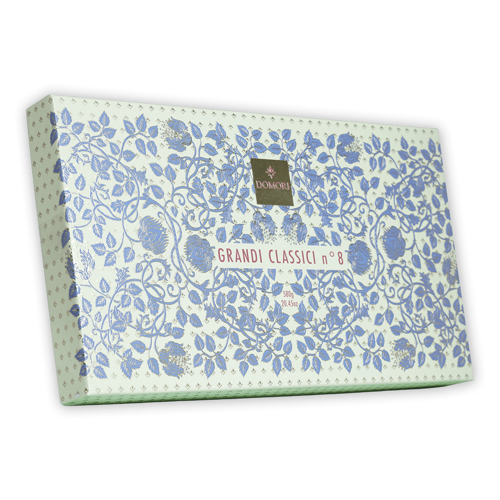Domori Great Classics No 8 white gift box with blue floral pattern