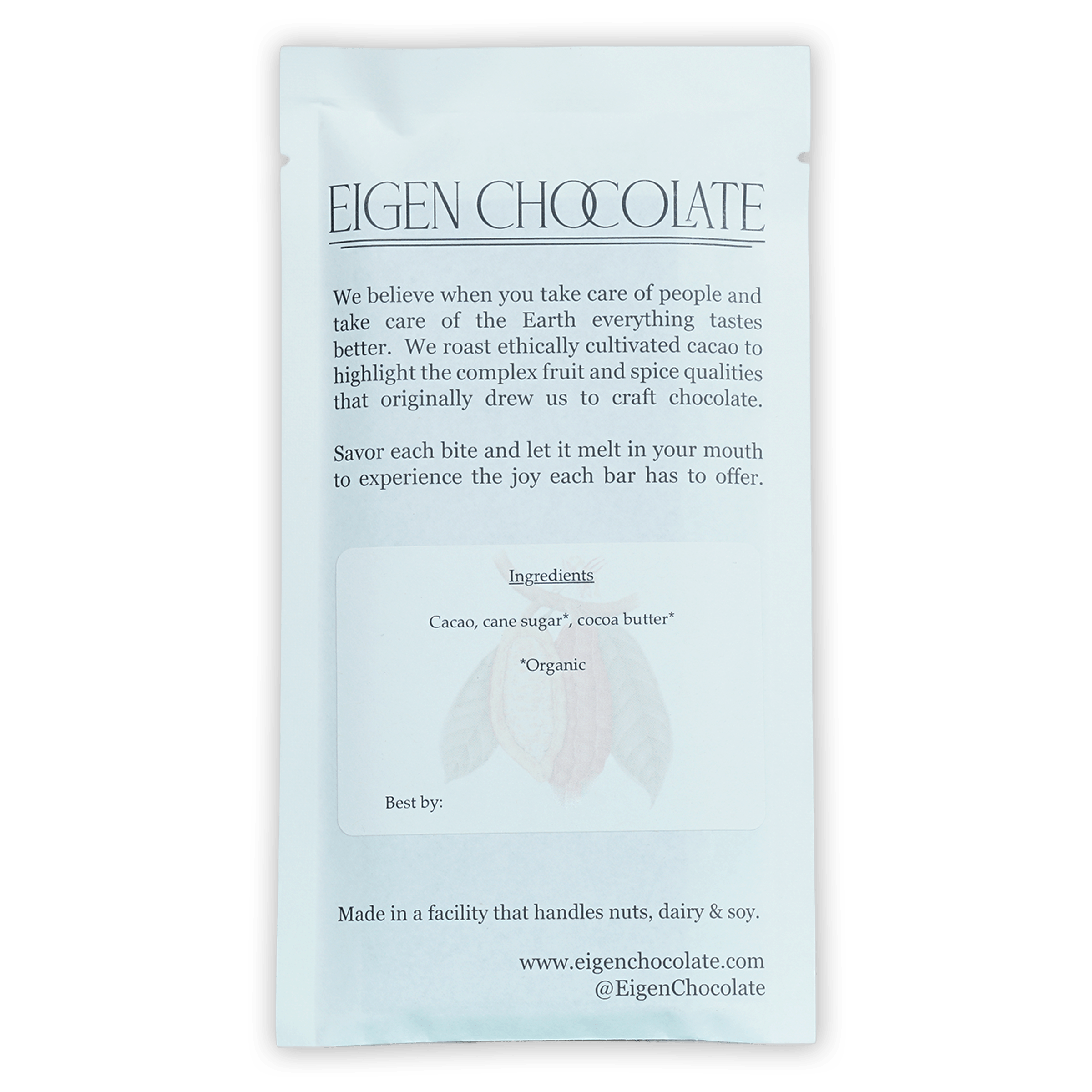 Eigen Dark Chocolate Vietnam Ben Tre 70% minimalist white foil bar