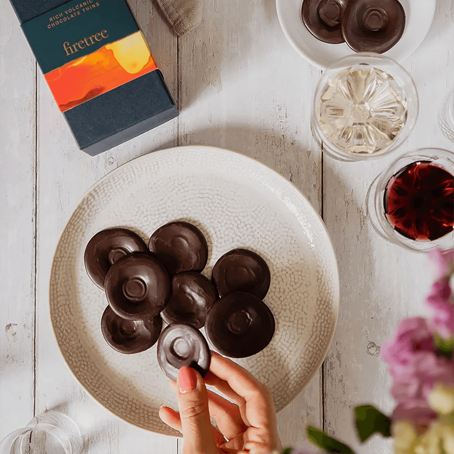 Firetree Thins Dark Vanuatu 72% smooth glossy chocolate discs, 25 pcs