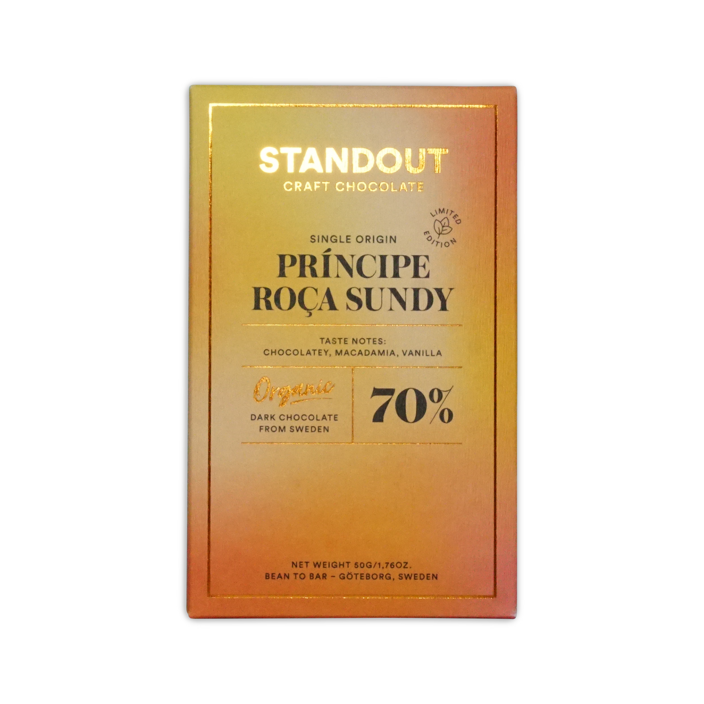Standout chocolate príncipe roça sundy 70% dark chocolate bar with gradient gold to orange wrapper and black gold text