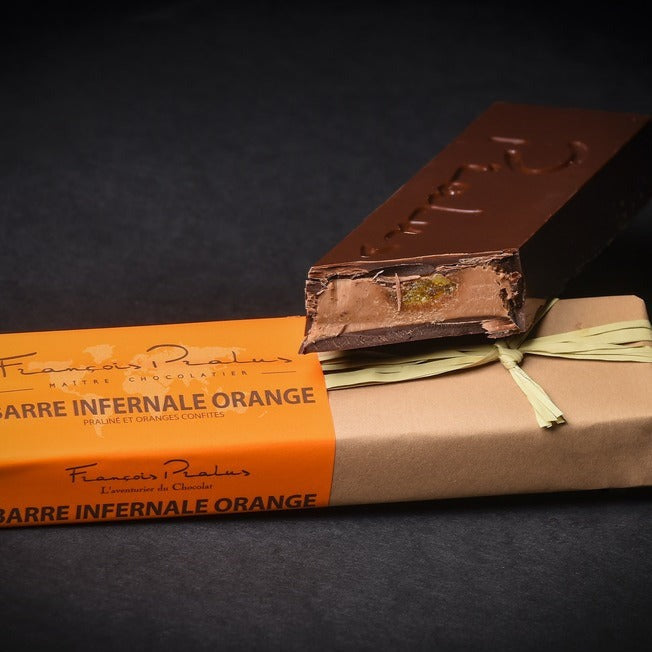 Pralus Infernale Orange Bar: dark chocolate with textured surface