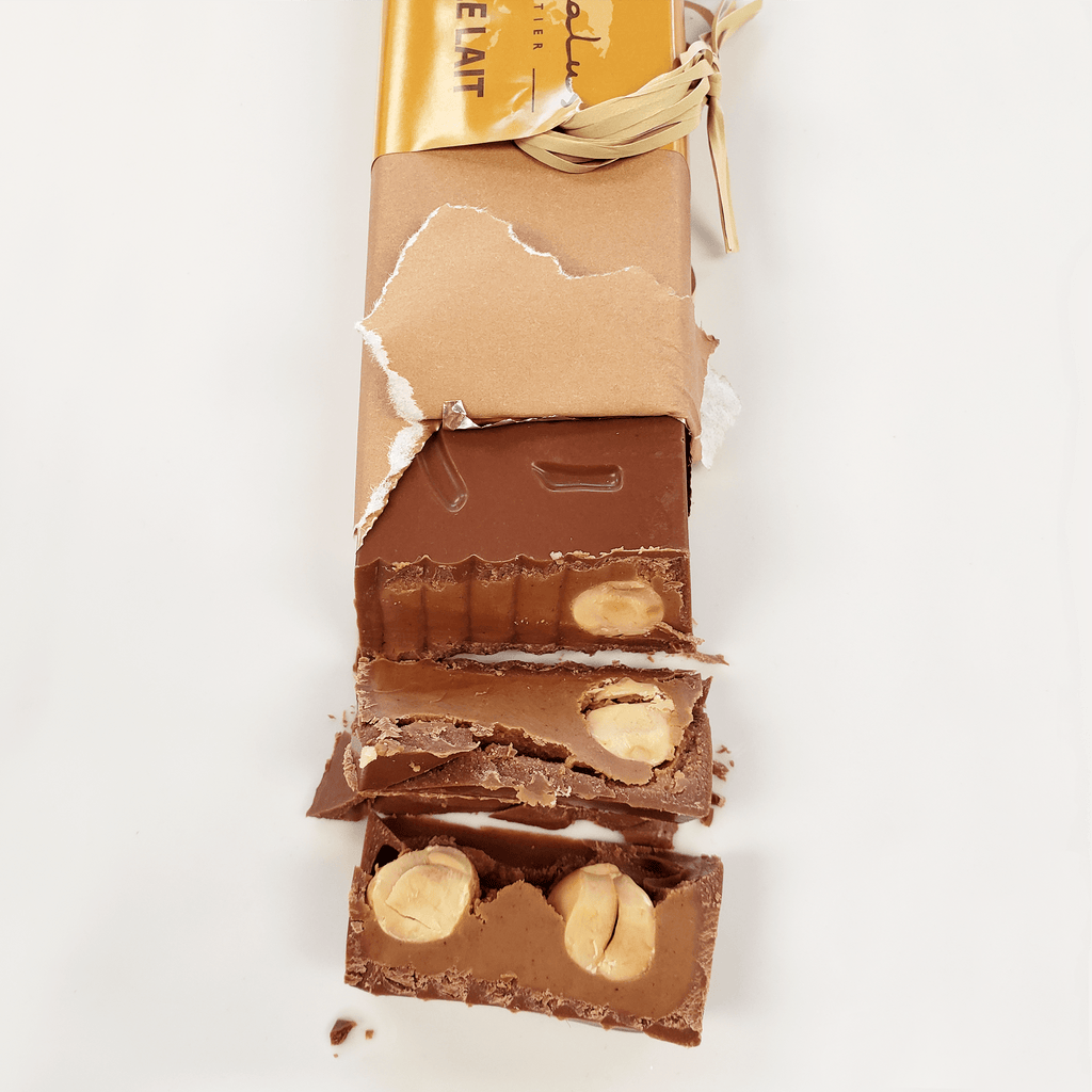 Pralus Infernale Milk Praline Bar with peanuts in unwrapped chocolate